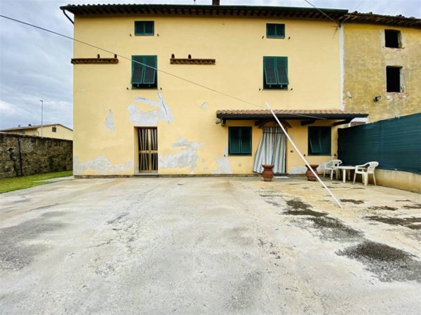 casa indipendente in vendita a Porcari