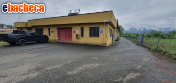 capannone in vendita a Porcari in zona Padule