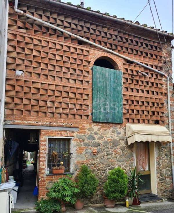 casa indipendente in vendita a Porcari