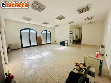 ufficio in vendita a Porcari
