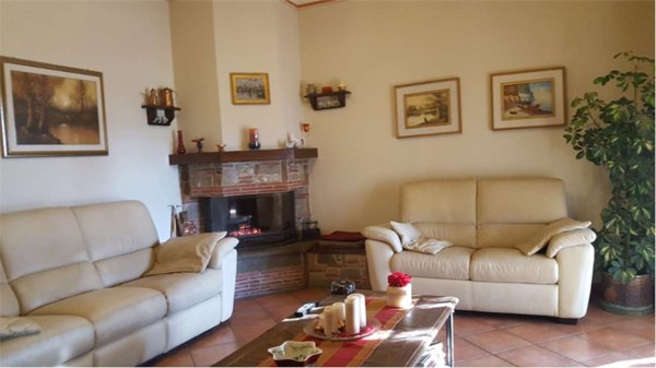 casa semindipendente in vendita a Porcari