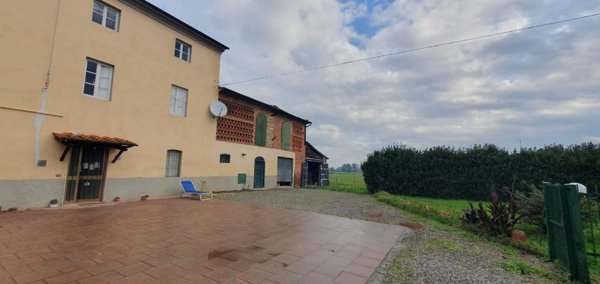 casa indipendente in vendita a Porcari