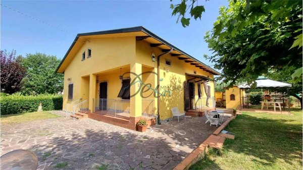casa indipendente in vendita a Porcari