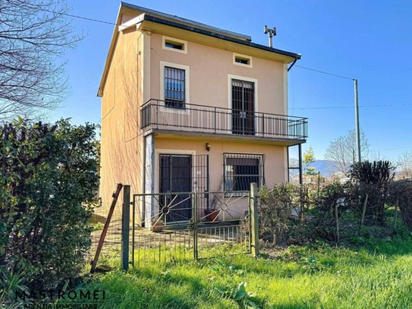 casa indipendente in vendita a Porcari