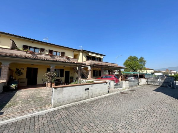 appartamento in vendita a Porcari in zona Rughi