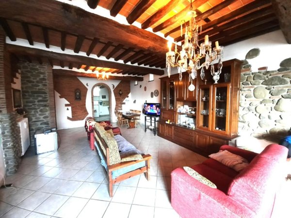 casa indipendente in vendita a Porcari