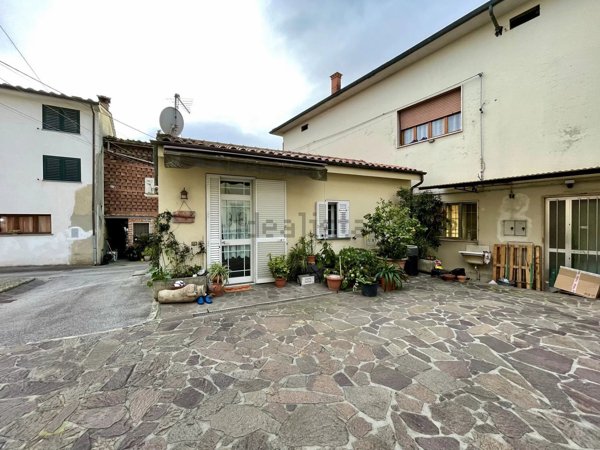 casa indipendente in vendita a Porcari