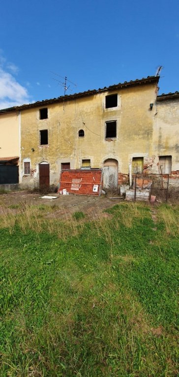 casa indipendente in vendita a Porcari in zona Padule