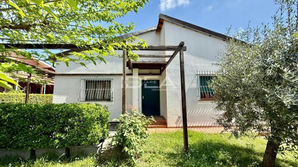 casa indipendente in vendita a Porcari