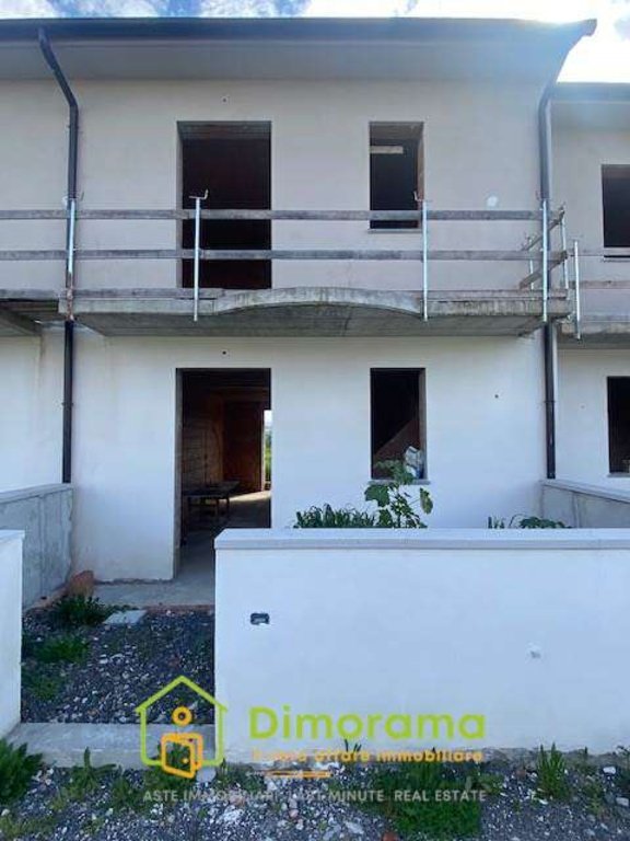 casa indipendente in vendita a Porcari in zona Rughi