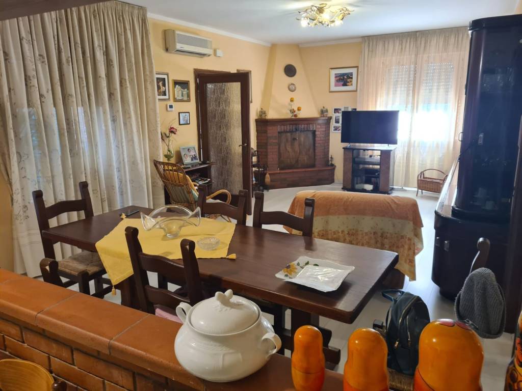casa indipendente in vendita a Porcari