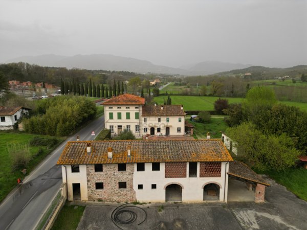 casa indipendente in vendita a Porcari