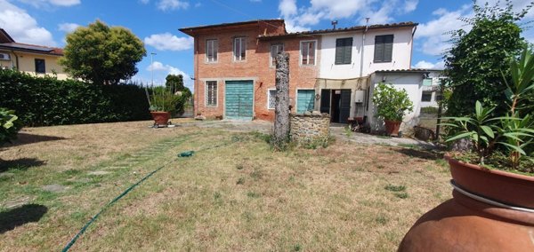 casa indipendente in vendita a Porcari