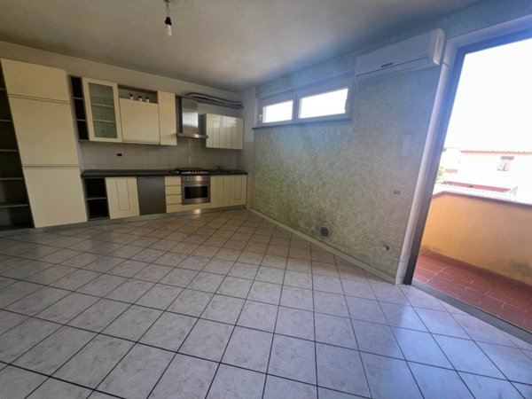 appartamento in vendita a Porcari in zona Rughi