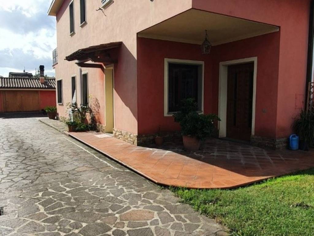 casa indipendente in vendita a Porcari