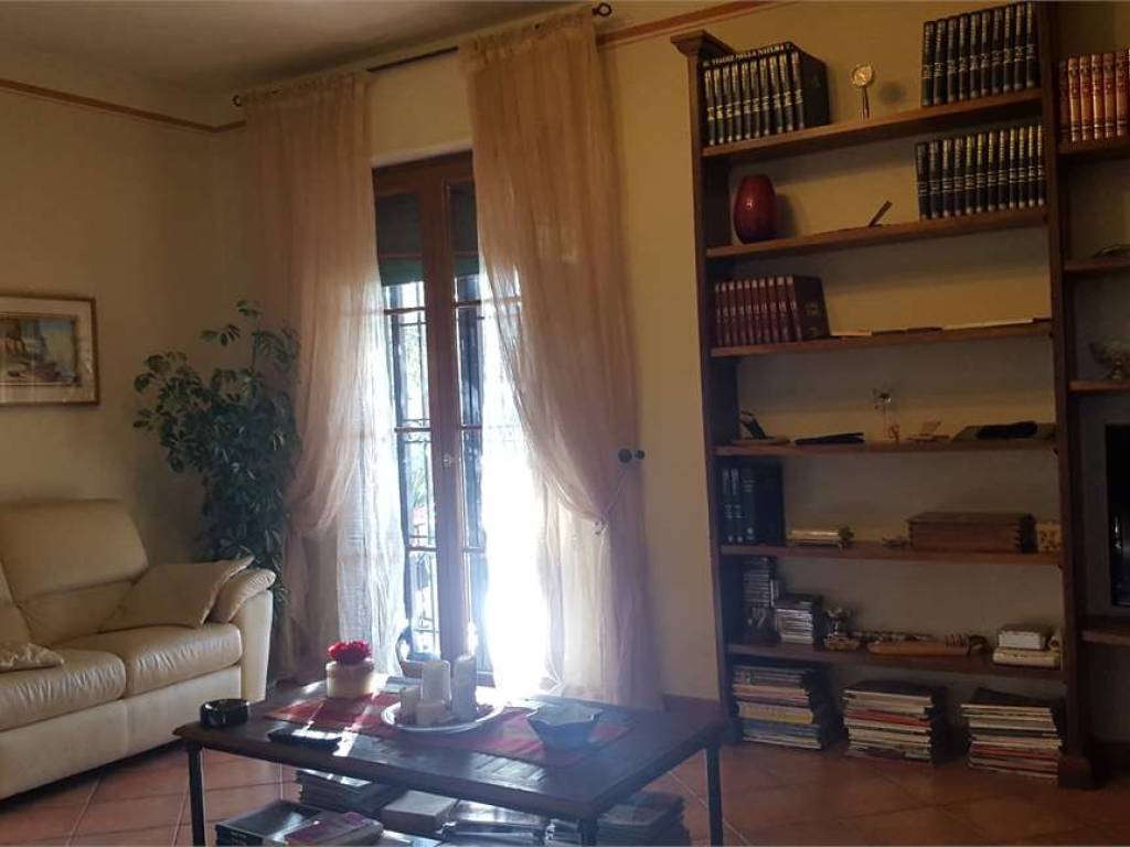 casa indipendente in vendita a Porcari