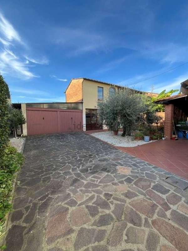 casa indipendente in vendita a Porcari