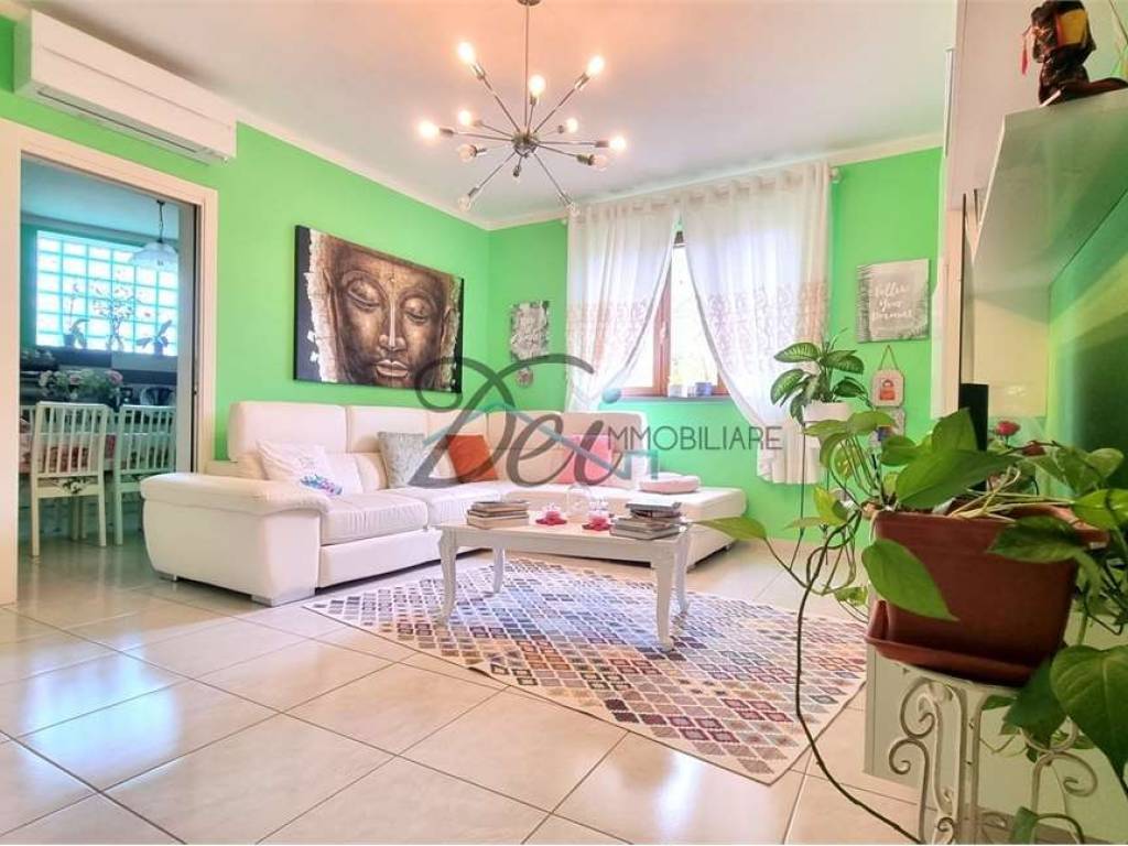 casa indipendente in vendita a Porcari