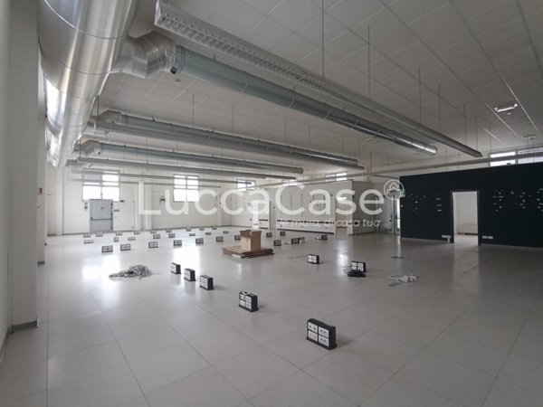 ufficio in vendita a Porcari