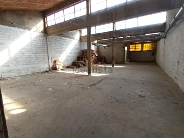 capannone in vendita a Porcari