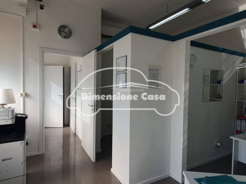 negozio in vendita a Porcari