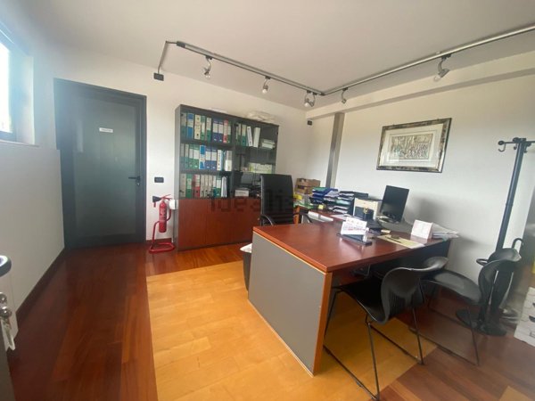 ufficio in vendita a Porcari