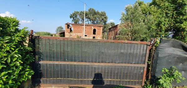 casa indipendente in vendita a Porcari in zona Padule