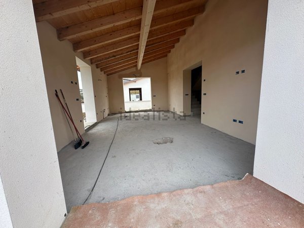 casa indipendente in vendita a Porcari