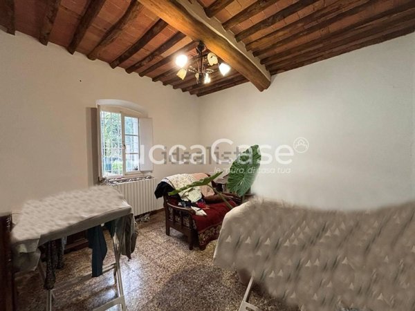 casa indipendente in vendita a Porcari in zona Padule