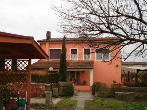 casa indipendente in vendita a Porcari