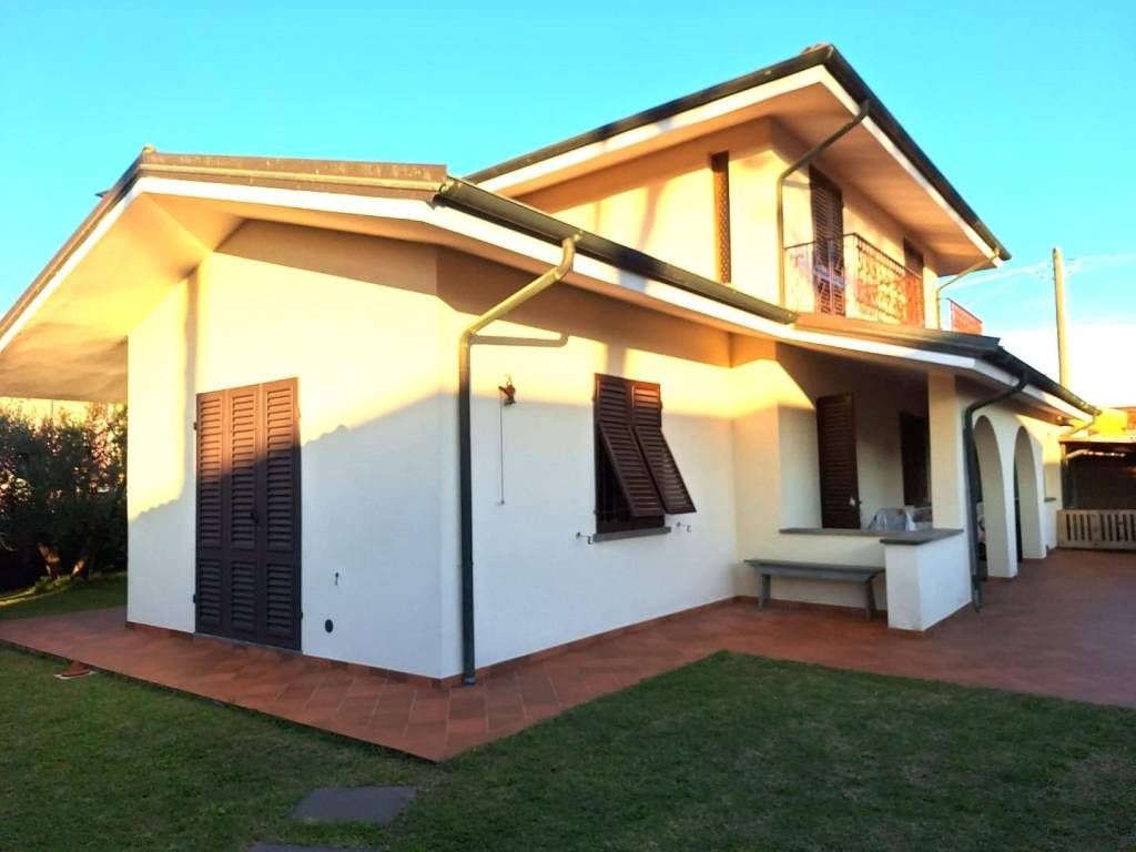 casa indipendente in vendita a Porcari