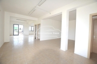 negozio in vendita a Porcari