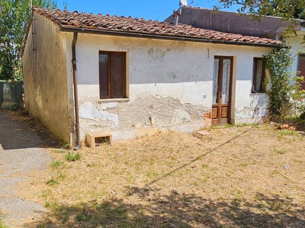 casa indipendente in vendita a Porcari