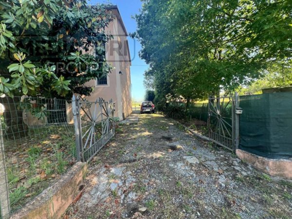 casa indipendente in vendita a Porcari