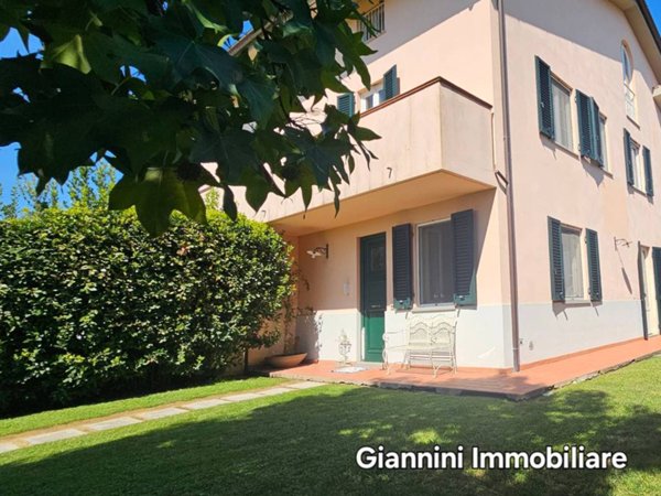 casa indipendente in vendita a Porcari