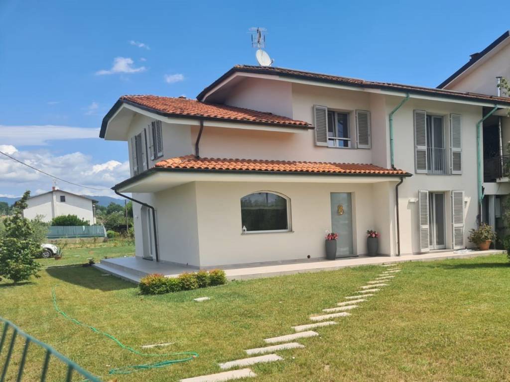 casa indipendente in vendita a Porcari