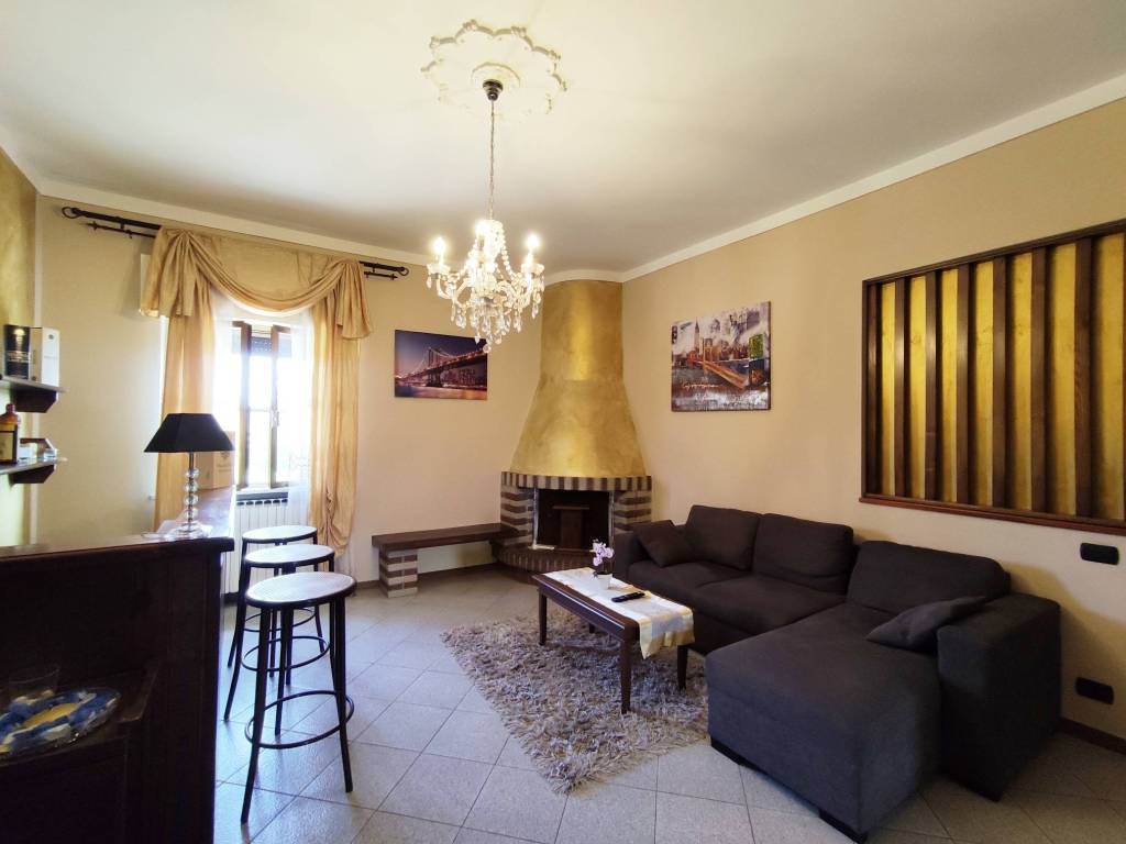 casa indipendente in vendita a Porcari in zona Padule