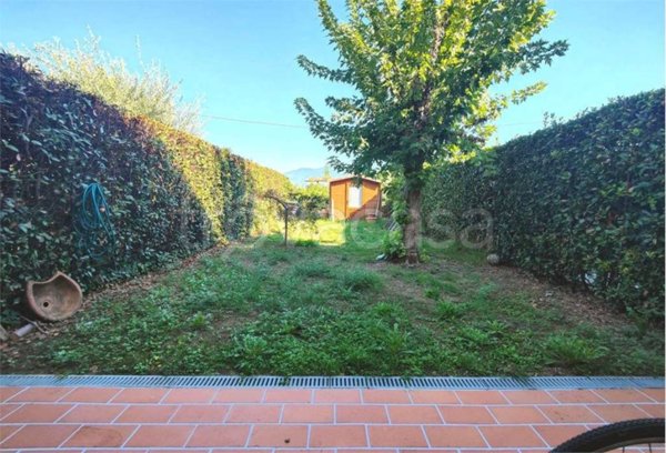 casa indipendente in vendita a Porcari in zona Rughi
