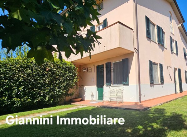 casa indipendente in vendita a Porcari in zona Rughi