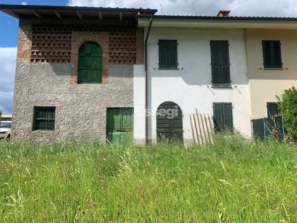 casa indipendente in vendita a Porcari in zona Rughi