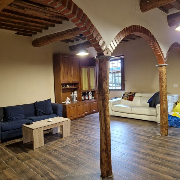 casa indipendente in vendita a Porcari in zona Rughi