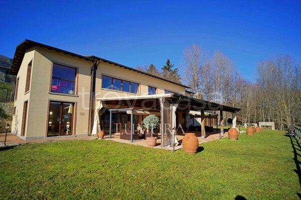 casa indipendente in vendita a San Romano in Garfagnana