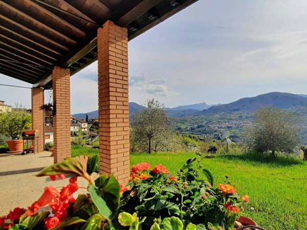 casa indipendente in vendita a San Romano in Garfagnana in zona Verrucole