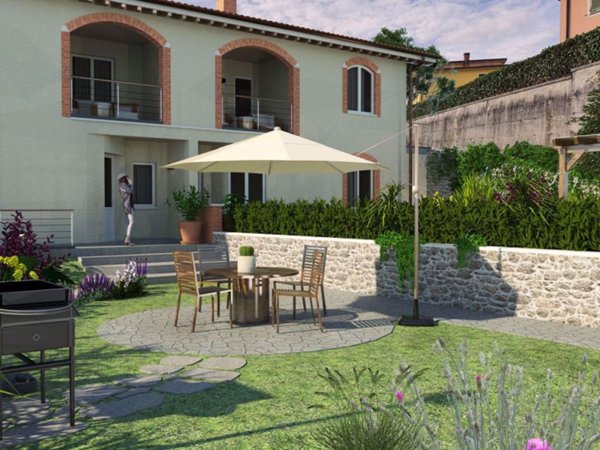 casa indipendente in vendita a San Romano in Garfagnana in zona Villetta