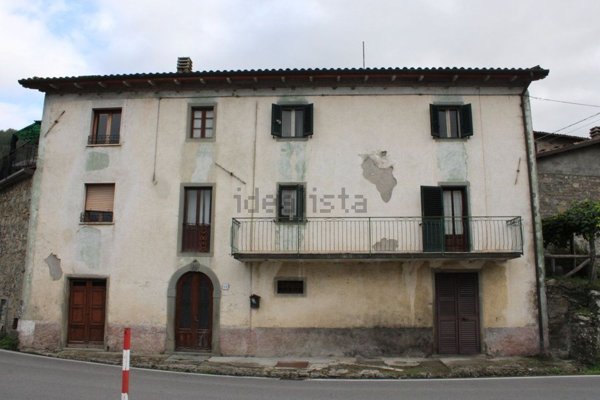 casa indipendente in vendita a San Romano in Garfagnana in zona Sillicagnana