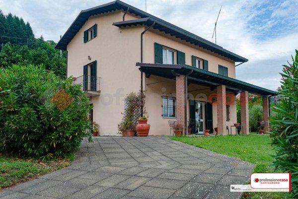 casa indipendente in vendita a San Romano in Garfagnana in zona Naggio