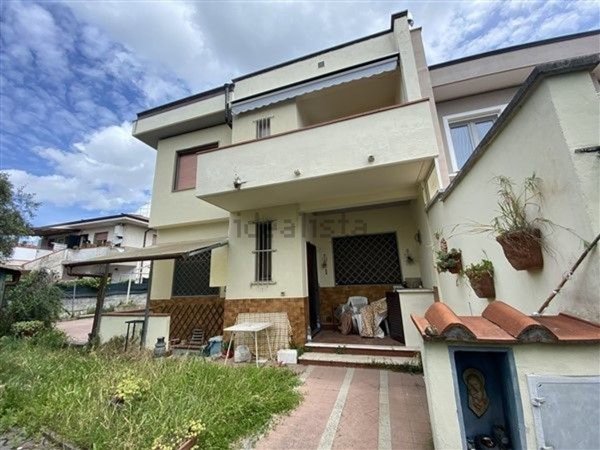 appartamento in vendita a Seravezza in zona Querceta