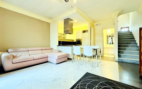 casa semindipendente in vendita a Seravezza in zona Querceta