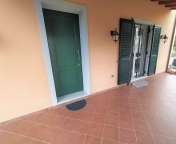casa indipendente in vendita a Seravezza in zona Ripa