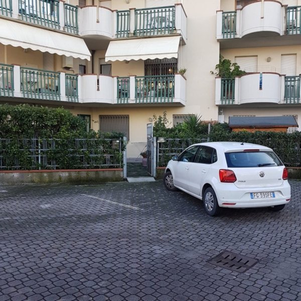 appartamento in vendita a Seravezza in zona Querceta